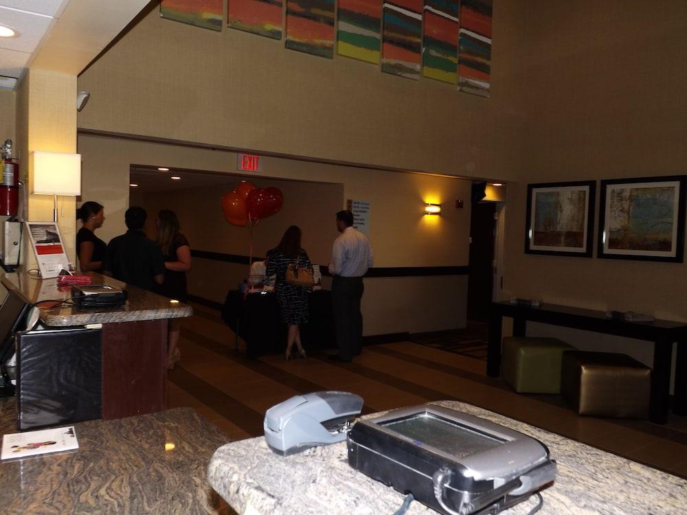 Holiday Inn Express Lexington Southwest Nicholasville By Ihg Ngoại thất bức ảnh