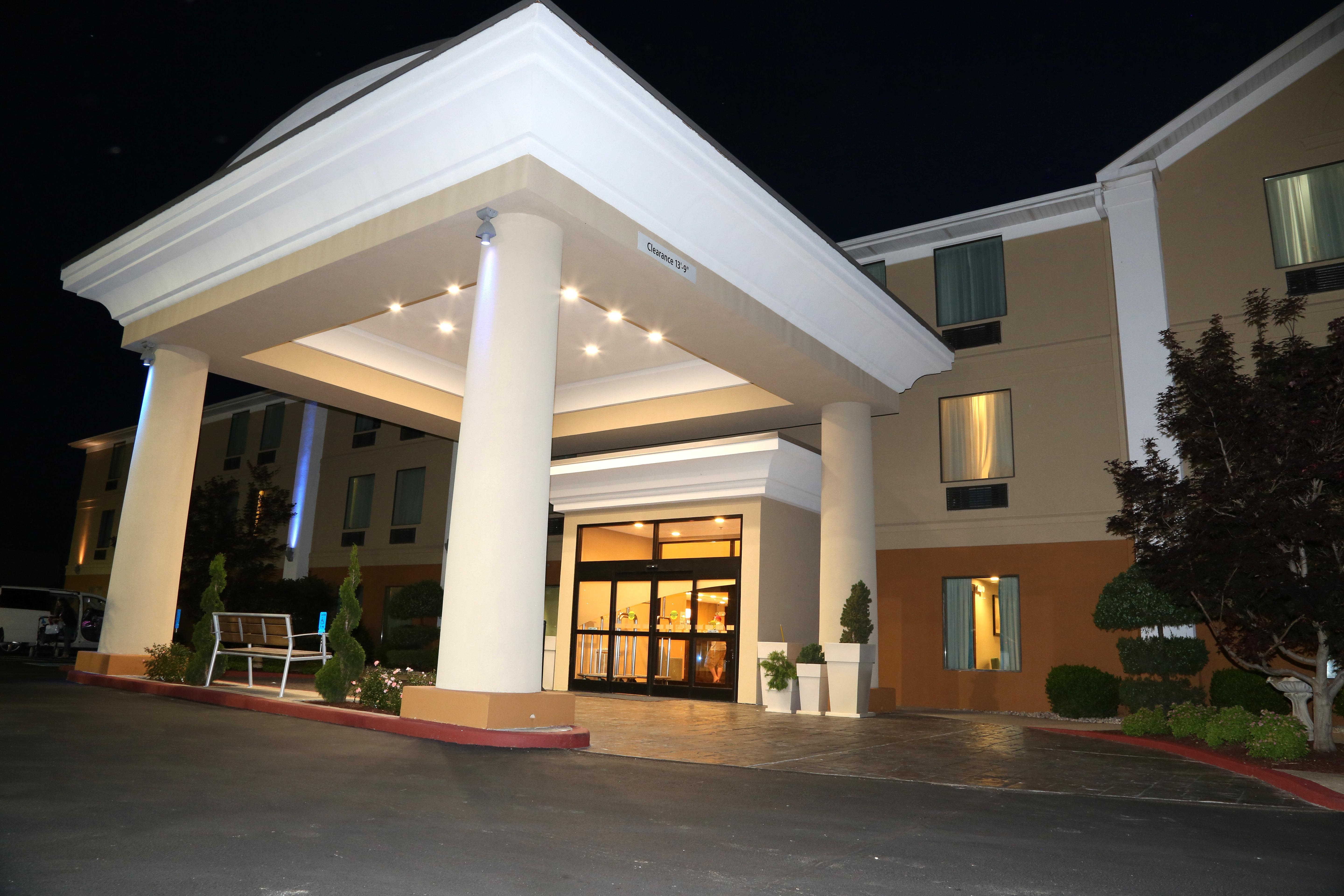Holiday Inn Express Lexington Southwest Nicholasville By Ihg Ngoại thất bức ảnh
