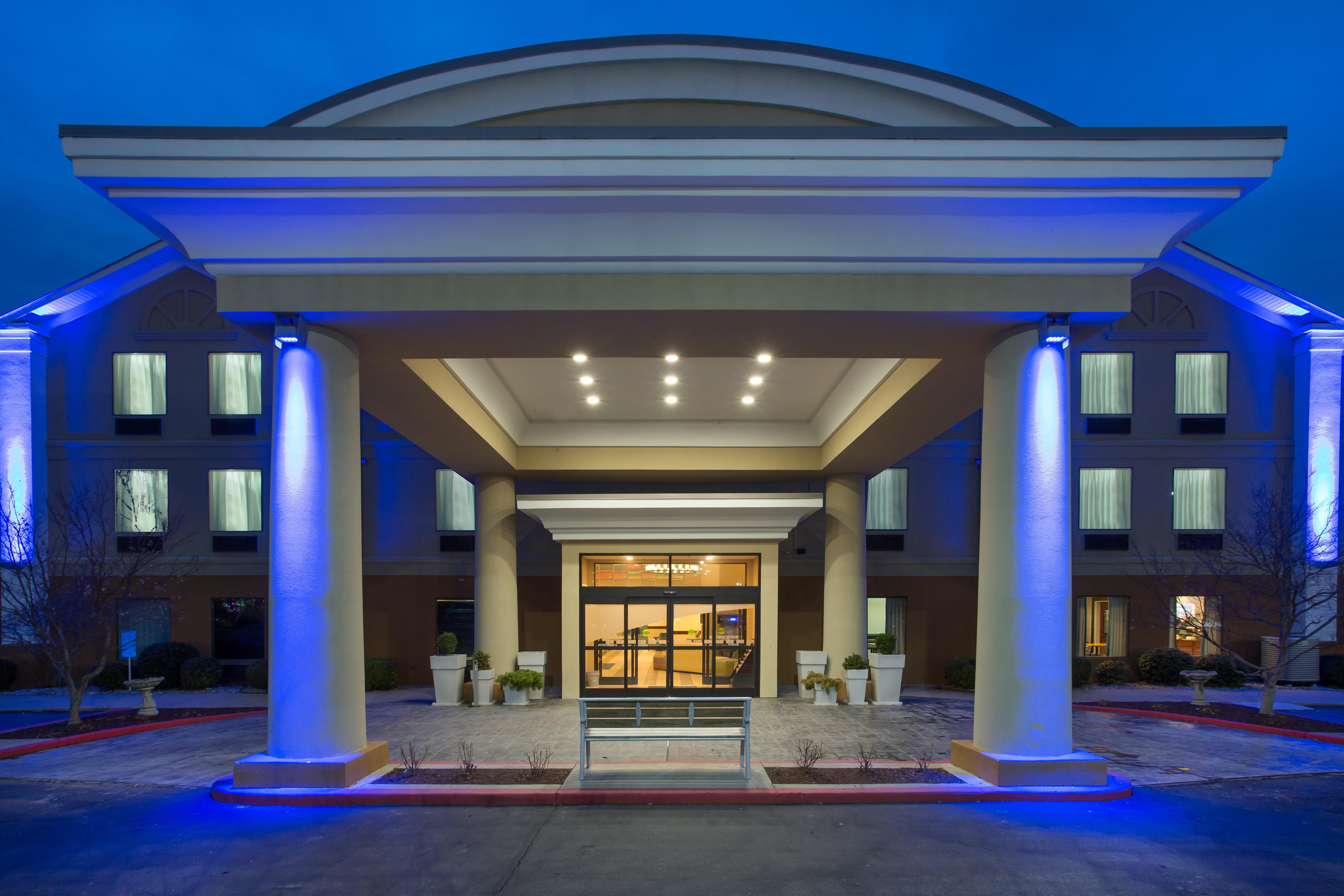 Holiday Inn Express Lexington Southwest Nicholasville By Ihg Ngoại thất bức ảnh