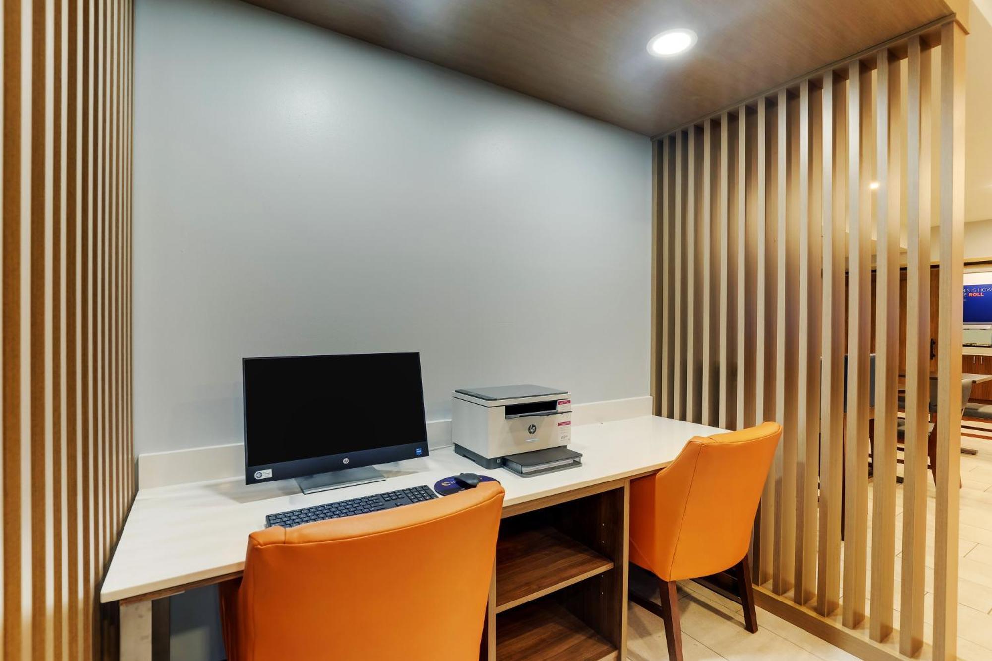 Holiday Inn Express Lexington Southwest Nicholasville By Ihg Ngoại thất bức ảnh