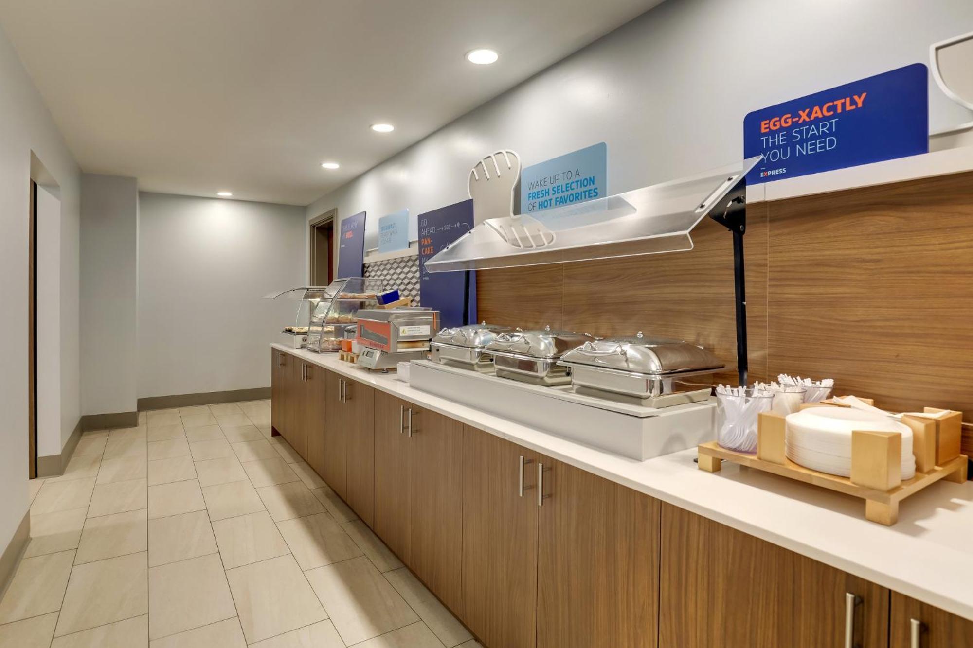 Holiday Inn Express Lexington Southwest Nicholasville By Ihg Ngoại thất bức ảnh